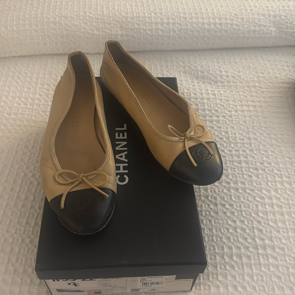 Classic Chanel ballet flats